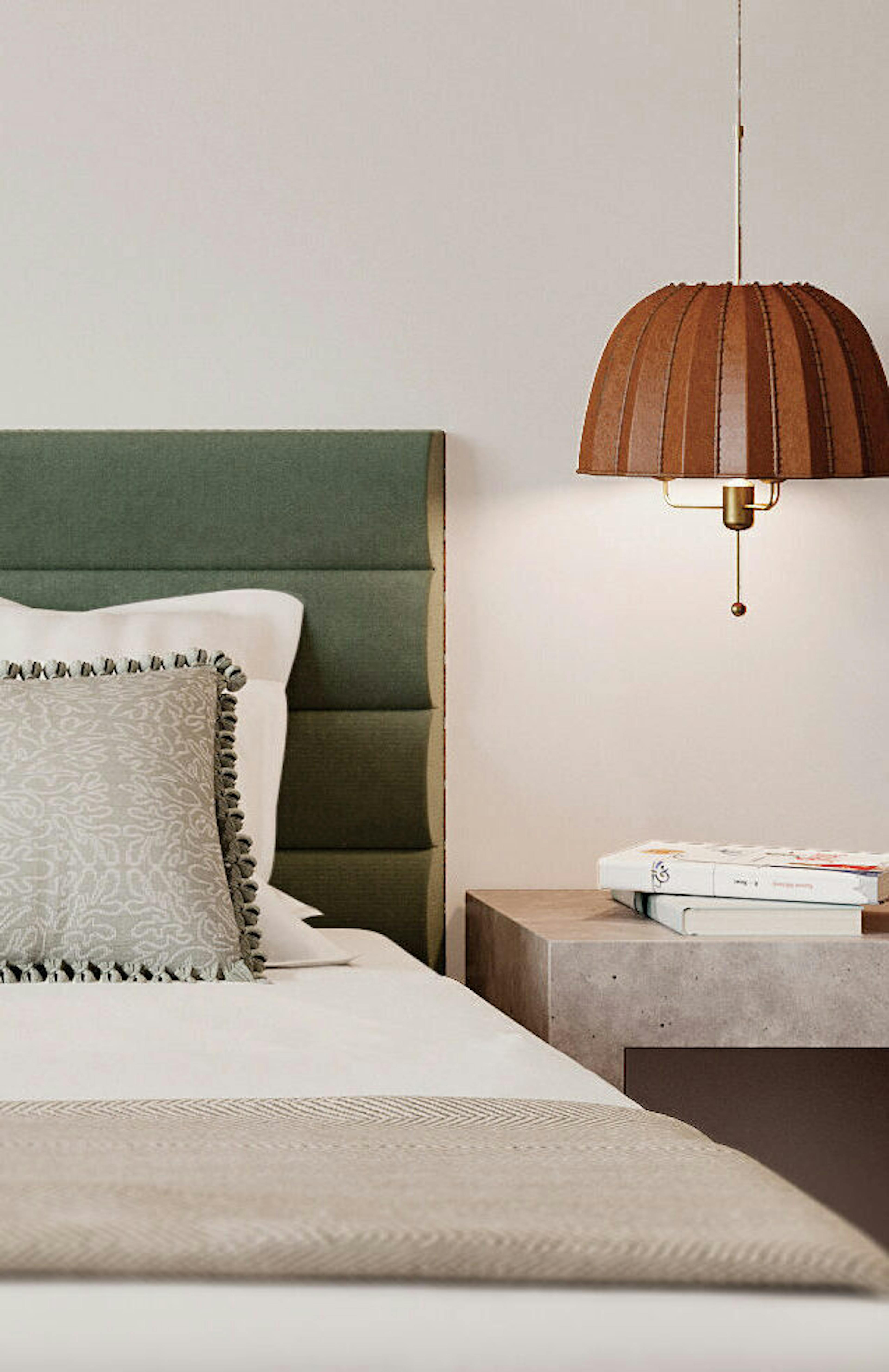 Bed Crop bedside details Memoir Buckman