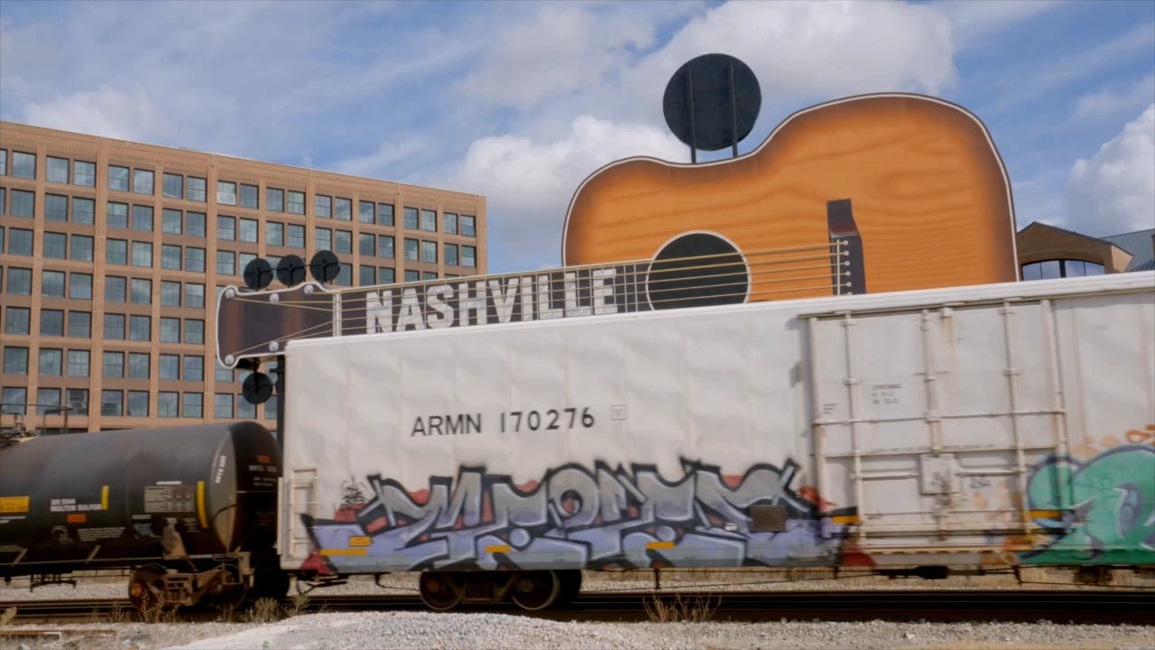 Nashville giant guitar sign located next to Memoir Wedgewood Houston's community