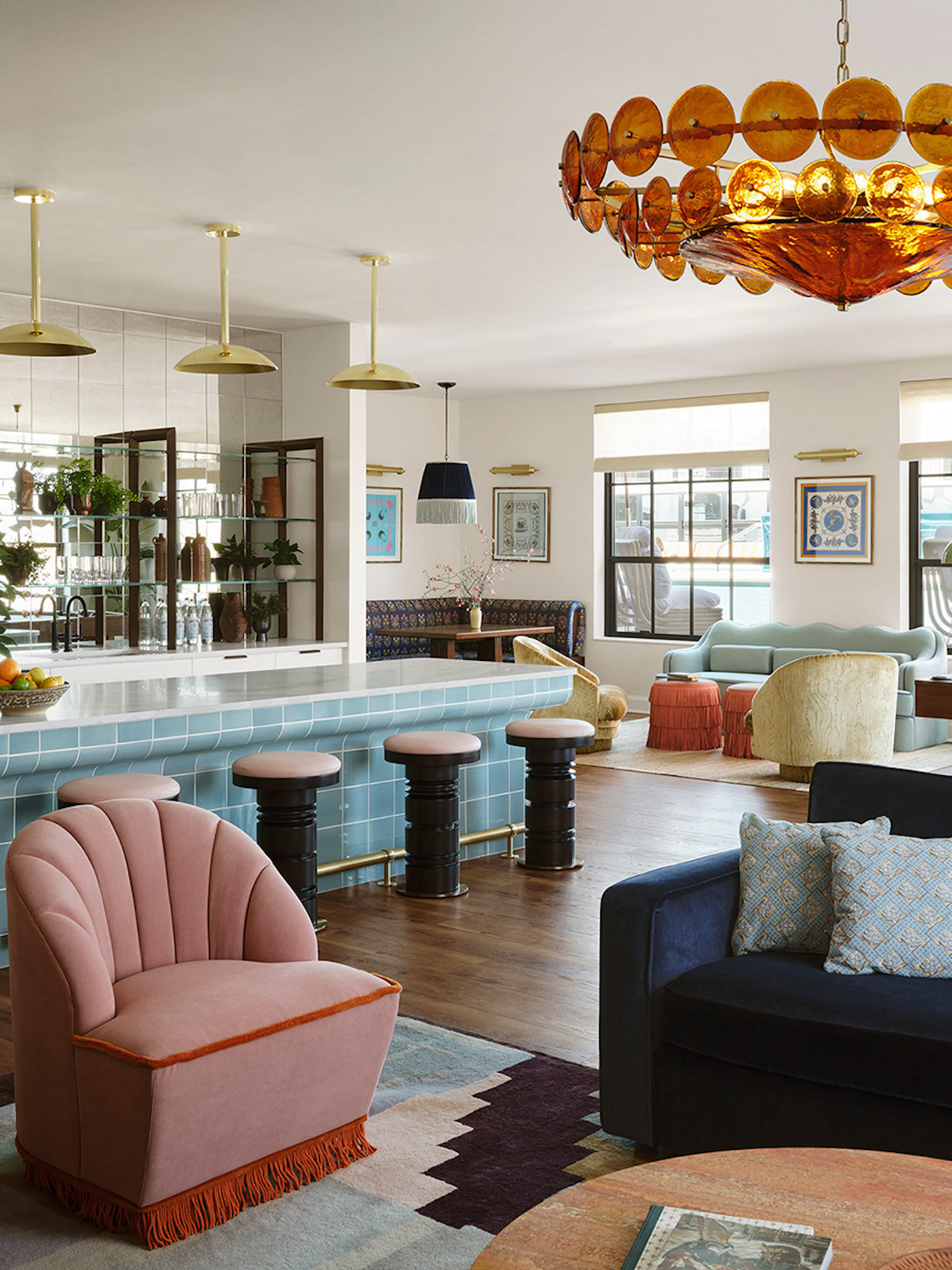 May amenity lounge 4 mobile